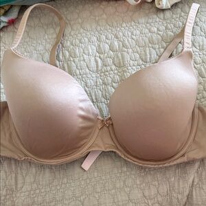 Victoria's Secret Body by Victoria Demi Bra